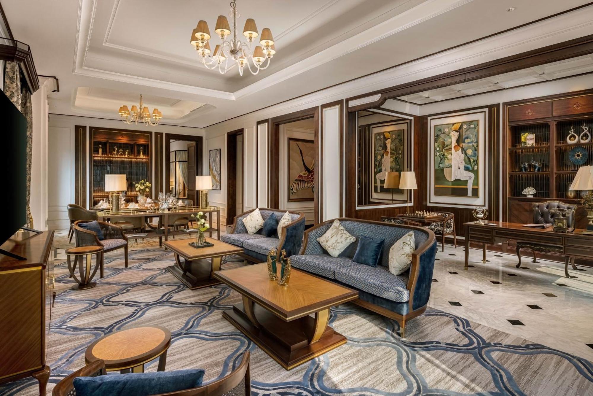 Mai House Saigon Hotel Хошимин Экстерьер фото