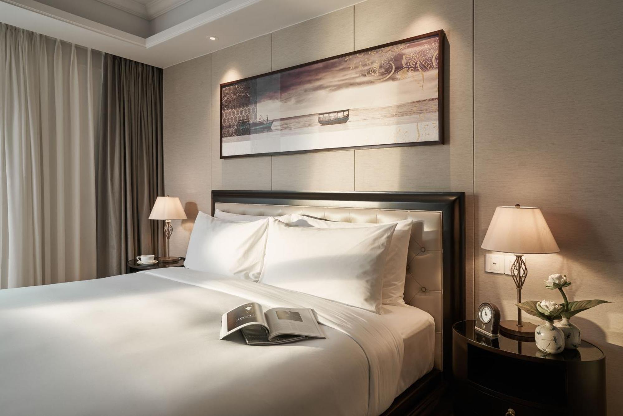 Mai House Saigon Hotel Хошимин Экстерьер фото